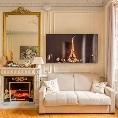 Royale Champs Elysees Apartman